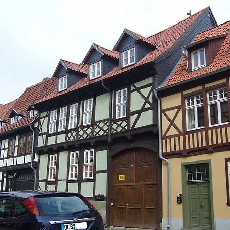 Ferienwohnungen Im Fachwerkhaus Кведлинбург Екстериор снимка